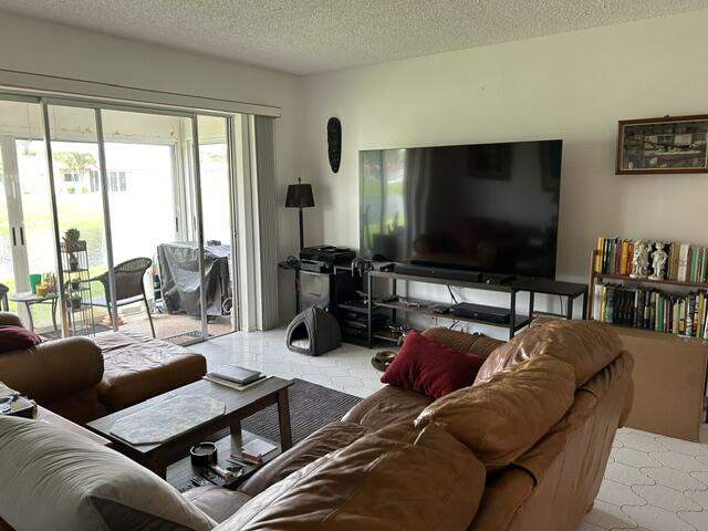 2 bedroom Condominium at 471 Lake Dora Drive, Golden Lakes Village , West Palm Beach — photo 5
