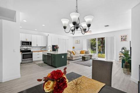 7907 Winter Garden Parkway, Fort Pierce FL - photo 12 of 51