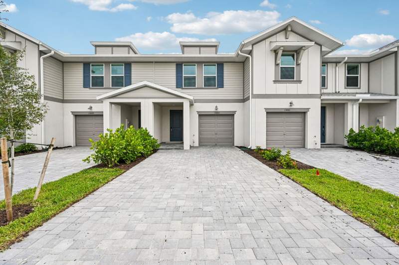 3 bedroom Townhouse at 13005 SW Forli Way, Central Park, Port St. Lucie — photo 3