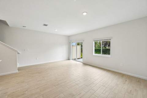 13005 SW Forli Way, Port St. Lucie FL - photo 8 of 38