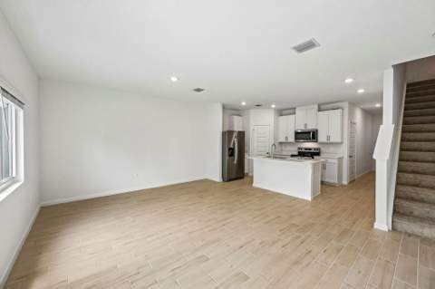13005 SW Forli Way, Port St. Lucie FL - photo 10 of 38