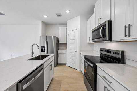 13005 SW Forli Way, Port St. Lucie FL - photo 15 of 38
