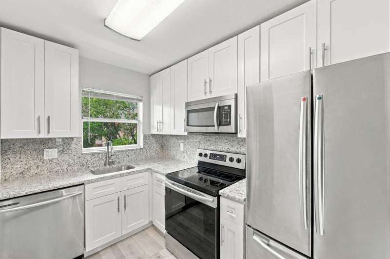 2 bedroom Condominium at 8841 Sunrise Lakes Boulevard #304, Sunrise Lakes 68 Condo, Sunrise — photo 5