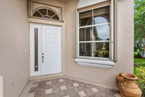 6947 Fairway Lakes Drive, Boynton Beach FL - photo 6 of 57