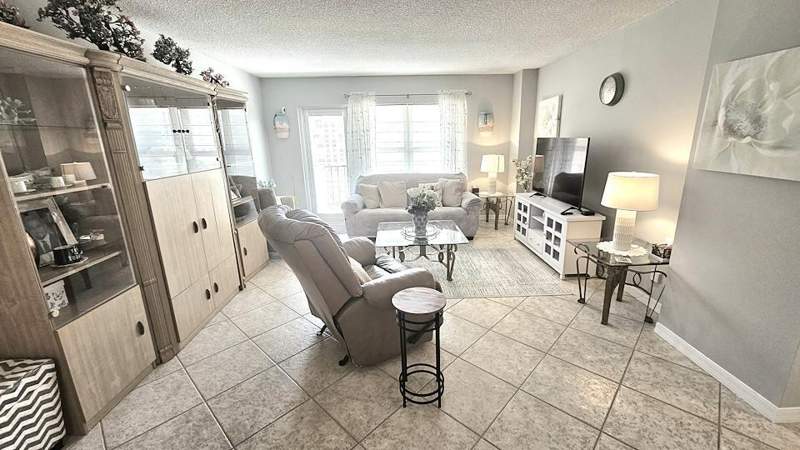 1 bedroom Condominium at 405 N Ocean Boulevard #Unit 826, Parliament House Condo, Pompano Beach — photo 4