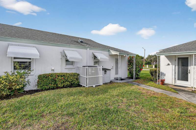 2 bedroom Condominium at 3060 Meridian Way #8, Meridian Condo 3, Palm Beach Gardens — photo 5
