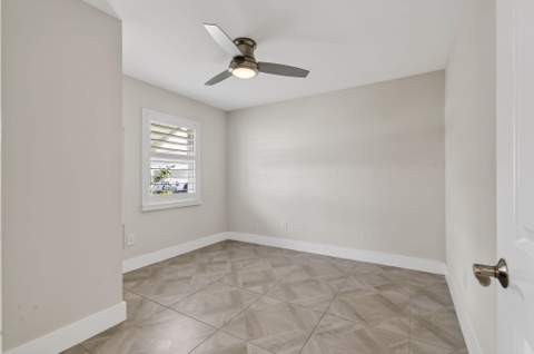 3060 Meridian Way #8, Palm Beach Gardens FL - photo 18 of 27