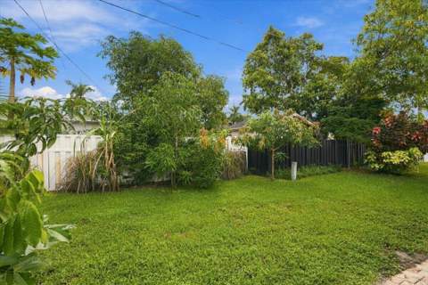 2294 NW 81st Terrace, Sunrise FL - photo 24 of 30