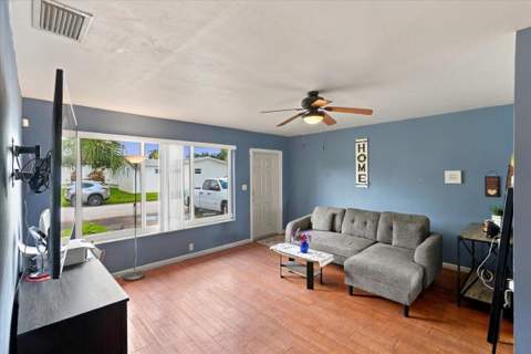 2294 NW 81st Terrace, Sunrise FL - photo 7 of 30