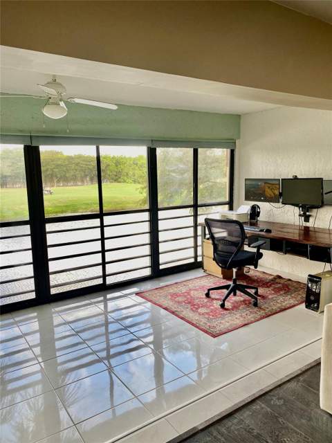 6406 Aspen Glen Circle #202, Boynton Beach FL - photo 8 of 22