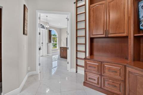 5351 Ventura Drive, Delray Beach FL - photo 8 of 51