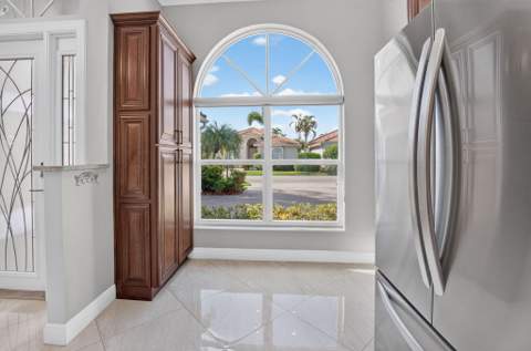 5351 Ventura Drive, Delray Beach FL - photo 11 of 51