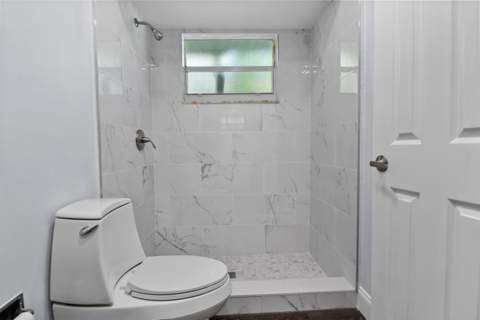 231 NE Solida Circle, Port St. Lucie FL - photo 6 of 10