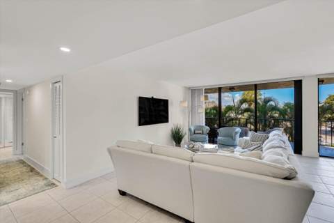 859 Jeffery Street #306, Boca Raton FL - photo 11 of 75