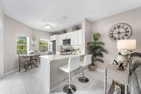 6735 Via Regina, Boca Raton FL - photo 9 of 66