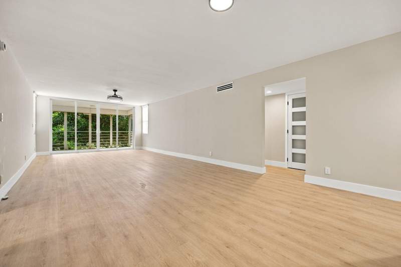 3 bedroom Condominium at 806 Cypress Grove Lane #303, No 124 Palm-Aire Country Club, Pompano Beach — photo 3