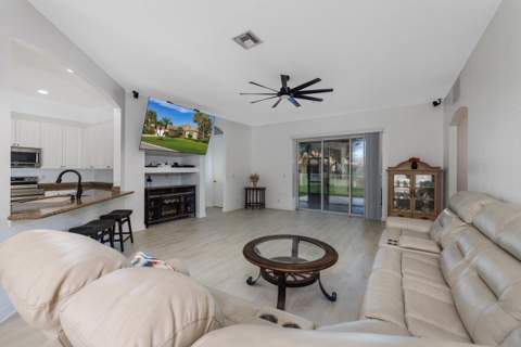 359 NW Sheffield Circle, Port St. Lucie FL - photo 9 of 61