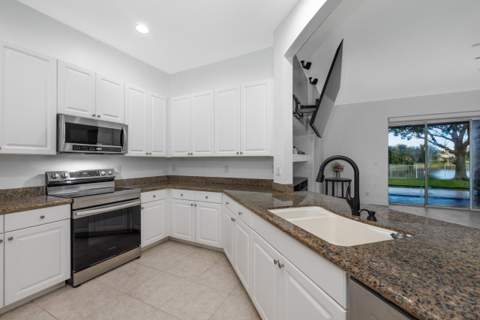 359 NW Sheffield Circle, Port St. Lucie FL - photo 14 of 61