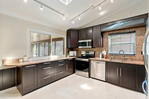 734 Camino Gardens Lane, Boca Raton FL - photo 10 of 30
