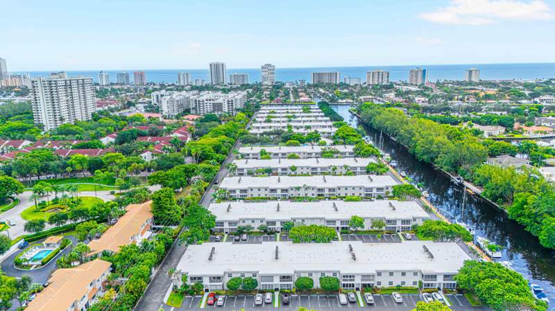 1 bedroom Condominium at 6359 Bay Club Drive #2, Bay Colony Club Condo, Fort Lauderdale — photo 2