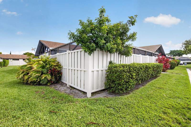 3 bedroom Villa at 9939 Boca Gardens Trail #D, Boca Gardens, Boca Raton — photo 3