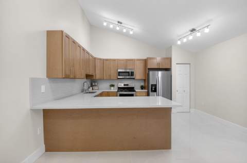 9939 Boca Gardens Trail #D, Boca Raton FL - photo 10 of 26