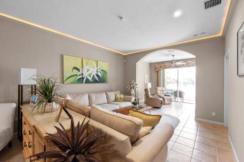 10665 Royal Caribbean Circle, Boynton Beach FL - photo 8 of 27