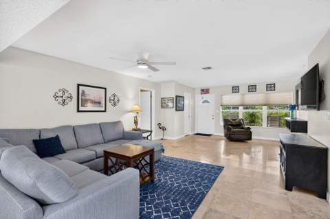 943 Nautilus Isle, Dania Beach FL - photo 11 of 65