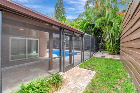 734 Camino Gardens Lane, Boca Raton FL - photo 22 of 30