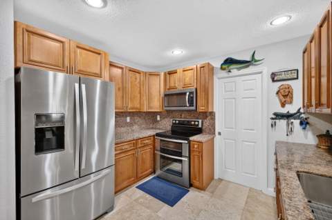 943 Nautilus Isle, Dania Beach FL - photo 16 of 65