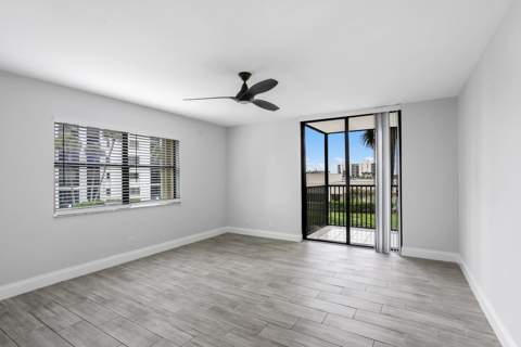 19800 Sandpointe Bay Drive #208, Jupiter FL - photo 11 of 56