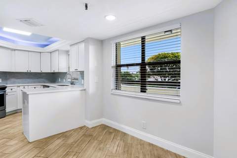 19800 Sandpointe Bay Drive #208, Jupiter FL - photo 22 of 56