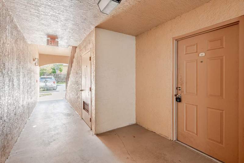 2 bedroom Condominium at 4041 San Marino Boulevard #105, Emerald Isle At Laguna Lakes Condo, West Palm Beach — photo 3