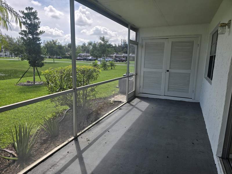 2 bedroom Villa at 135 Lake Meryl Drive, Golden Lakes Village , West Palm Beach — photo 4