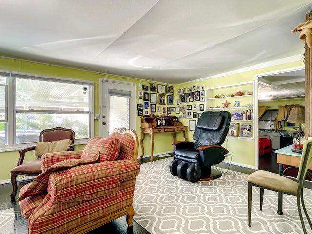 4 bedroom Mobile Home at 4215 Meadow View Drive, Northern Pines Mobile Home Park 1, Boynton Beach — photo 3