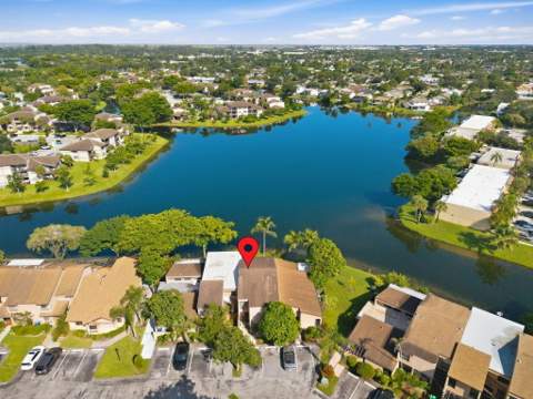 9523 NW 38th Place, Sunrise FL - photo 9 of 35