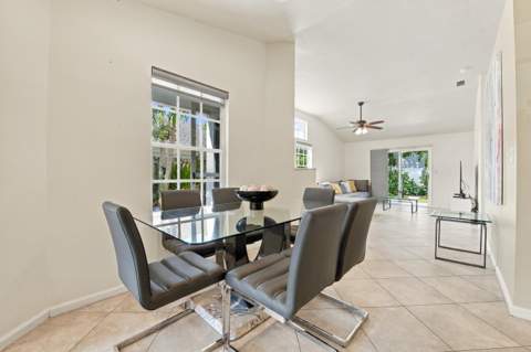 14 Heather Trace Drive, Boynton Beach FL - photo 9 of 32