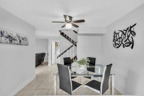 2228 White Pine Circle #A, Greenacres FL - photo 8 of 30