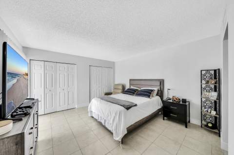 2228 White Pine Circle #A, Greenacres FL - photo 18 of 30