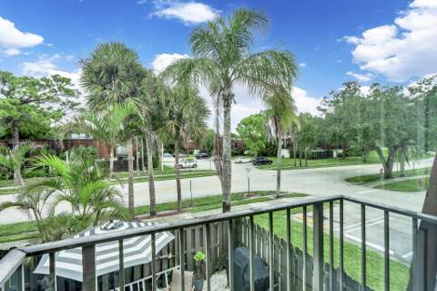 2228 White Pine Circle #A, Greenacres FL - photo 21 of 30