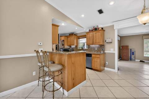 1314 SW Bellevue Avenue, Port St. Lucie FL - photo 11 of 29