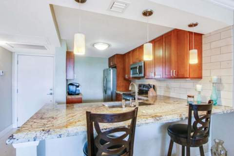8 Royal Palm Way #2010, Boca Raton FL - photo 7 of 38