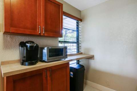 8 Royal Palm Way #2010, Boca Raton FL - photo 9 of 38