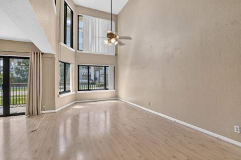 665 SE 21st Avenue #102, Deerfield Beach FL - photo 8 of 96