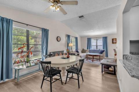 4775 Brook Drive, West Palm Beach FL - photo 12 of 37
