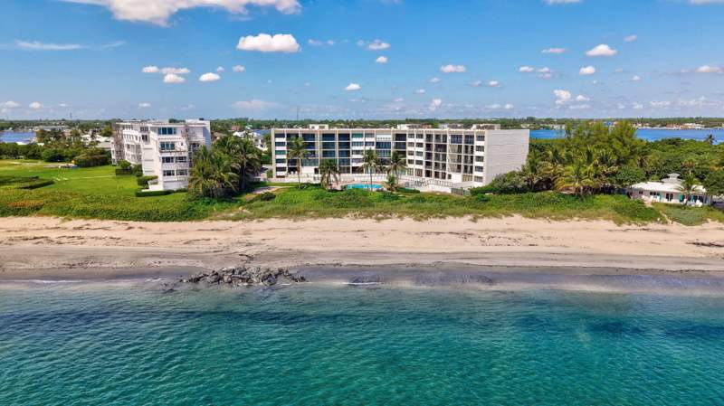 2 bedroom Condominium at 6885 N Ocean Boulevard #1010, Inlet Plaza Condo, Ocean Ridge — photo 5