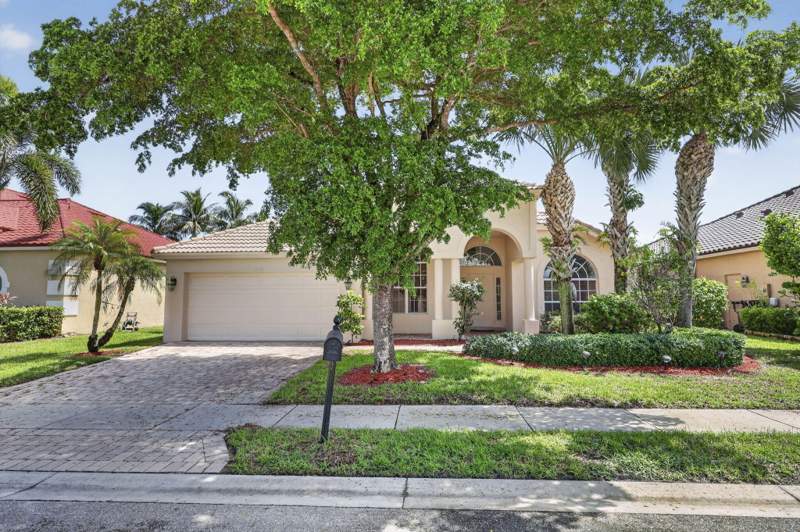 4 bedroom Single Family Residence at 4003 W Hamilton Key, Hamilton Bay Sec 2, West Palm Beach — photo 2