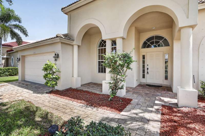 4 bedroom Single Family Residence at 4003 W Hamilton Key, Hamilton Bay Sec 2, West Palm Beach — photo 4