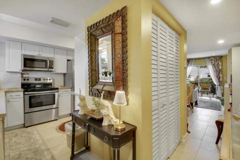 18081 SE Country Club Drive #13-123, Jupiter FL - photo 9 of 30