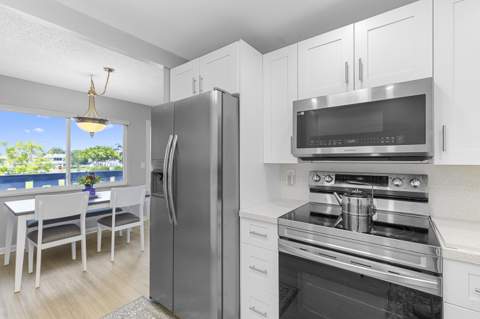 244 Richmond F #244, Deerfield Beach FL - photo 6 of 63